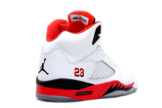 air-jordan-retro-v-5-fire-red-3-540x359